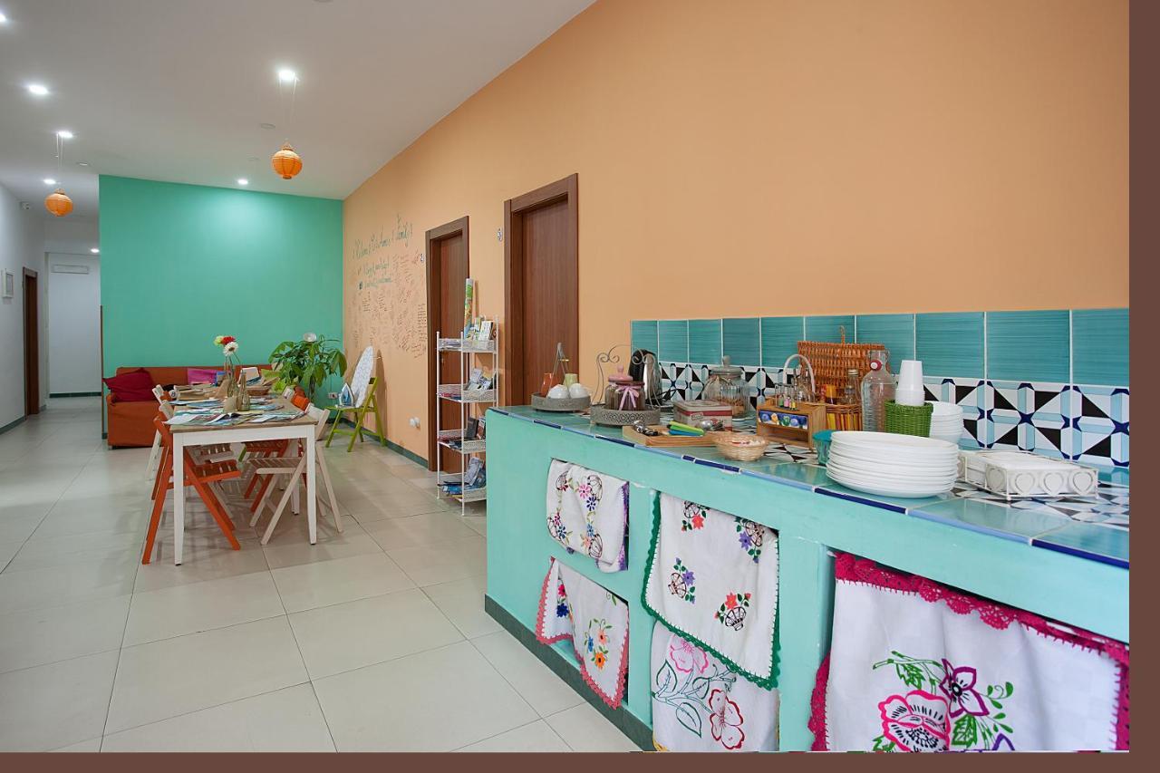 B&B Anna'S Family Terrace 나폴리 외부 사진