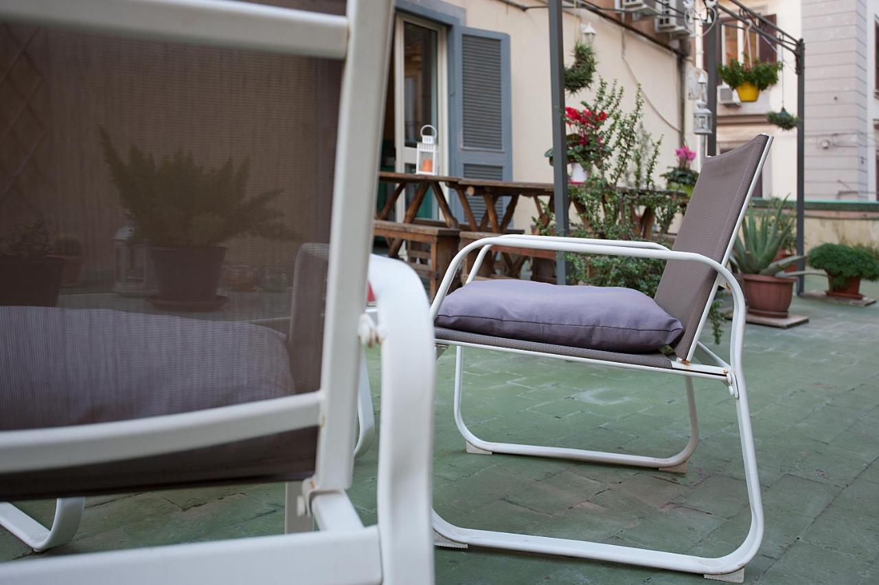 B&B Anna'S Family Terrace 나폴리 외부 사진